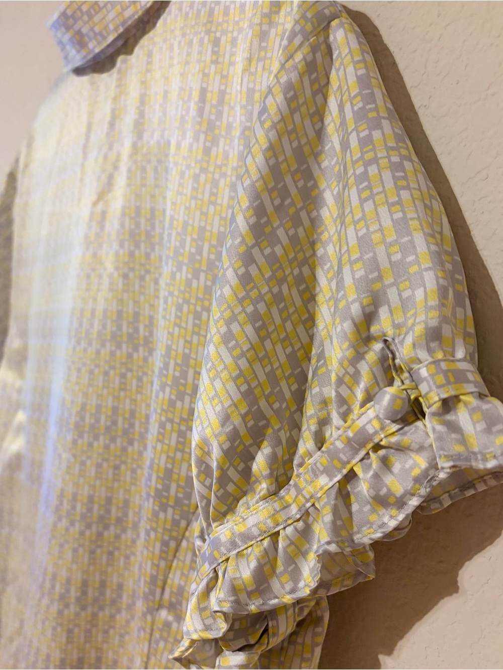 Worthington Light Yellow Patterned Ruffle-Front Blouse - Picture 4 of 5